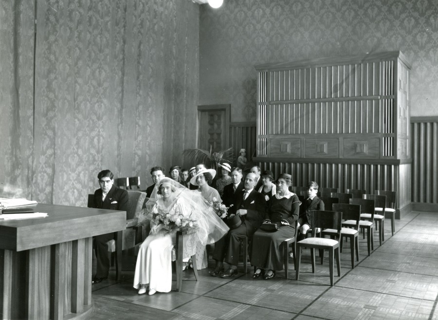 Mariage clbr dans l'Htel de Ville au son de l'orgue rpublicain en 1933 (c) Archives municipales de Villeurbanne - Le Rize