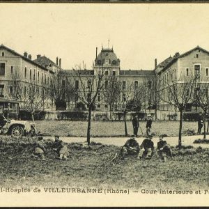 Hôpital-hospice, 1917, carte-postale. AMV, 2Fi139
