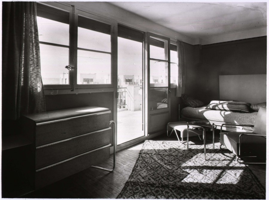 Gratte-Ciel : Intrieur d'appartement Florentin [ Auteur ]. Photographie. Archives municipales de Villeurbanne / le Rize, 4 Fi 351.