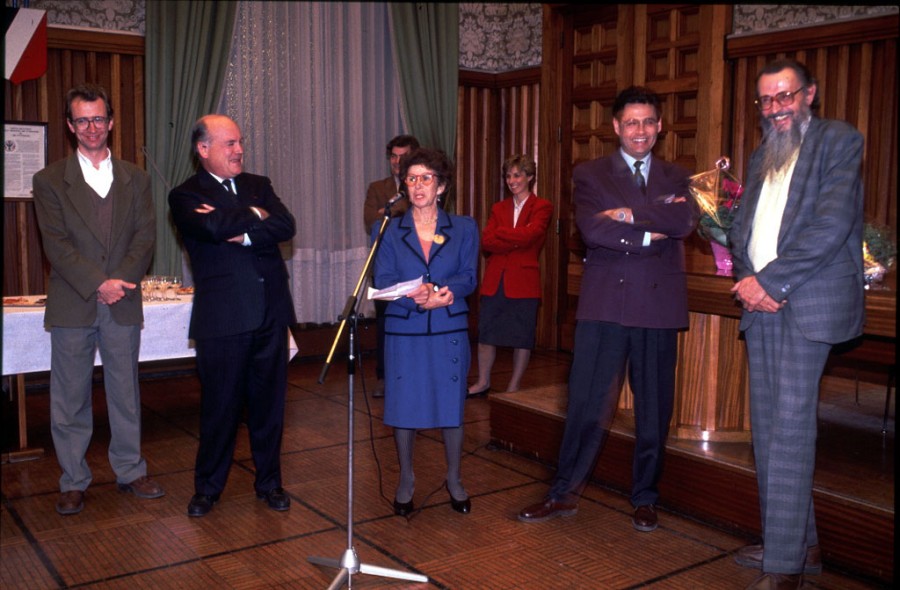 Dpart  la retraite d'Elisabeth Duhamel-novembre 1991
