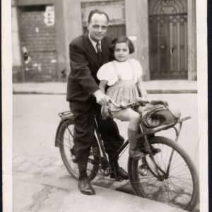 La famille Harf-Eckmann, juive allemande, s'installe aux Gratte-Ciel dans les annes 1930-1940
