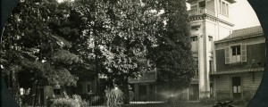 Vue du btiment de la pouponnire au fond du parc, 1925, ph. Sylvestre (AMV 4Fi65)