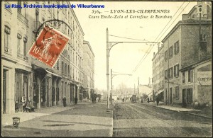 Lyon-les-Charpennes, cours Emile Zola et Carrefour de Baraban (actuelle rue Alexandre-Boutin). Carte postale, éd. S.F. [cote 2Fi70]
