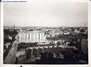 Quartier Gratte Ciel : vue aérienne angle des rues C. Michut/ A. France Florentin [ Auteur ] Lyon. [cote 4Fi466]
