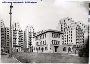 Gratte-Ciel : central téléphonique et immeubles de la rue Michel Servet, imprimerie Arnaud (reproduction interdite), 1934. [cote 4Fi368]