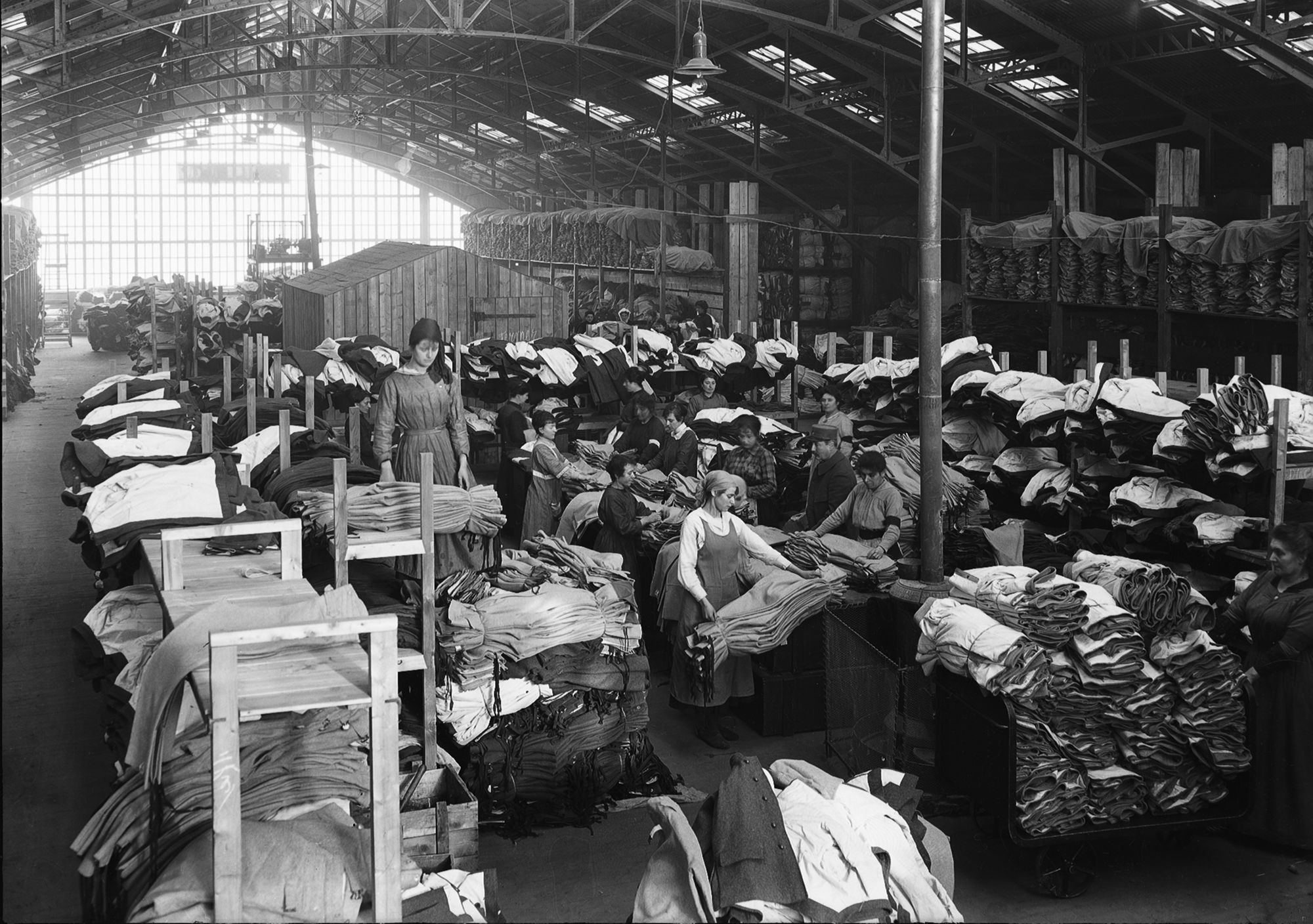 Jules Sylvestre, [Magasin général militaire, quartier Ferrandière], 1915. Bibliothèque municipale de Lyon,  P0546 S 1228.