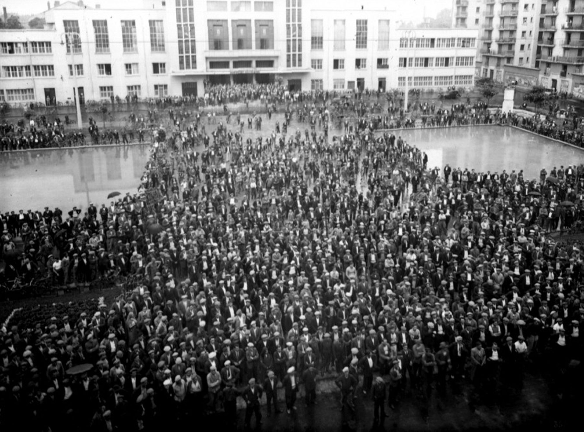 grève 1936_Hôtel de ville(c)Sylvestre BM LYON.jpg