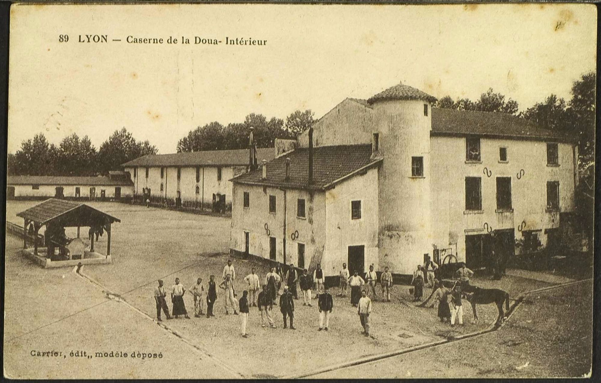 Le Grand Camp : la caserne de La Doua