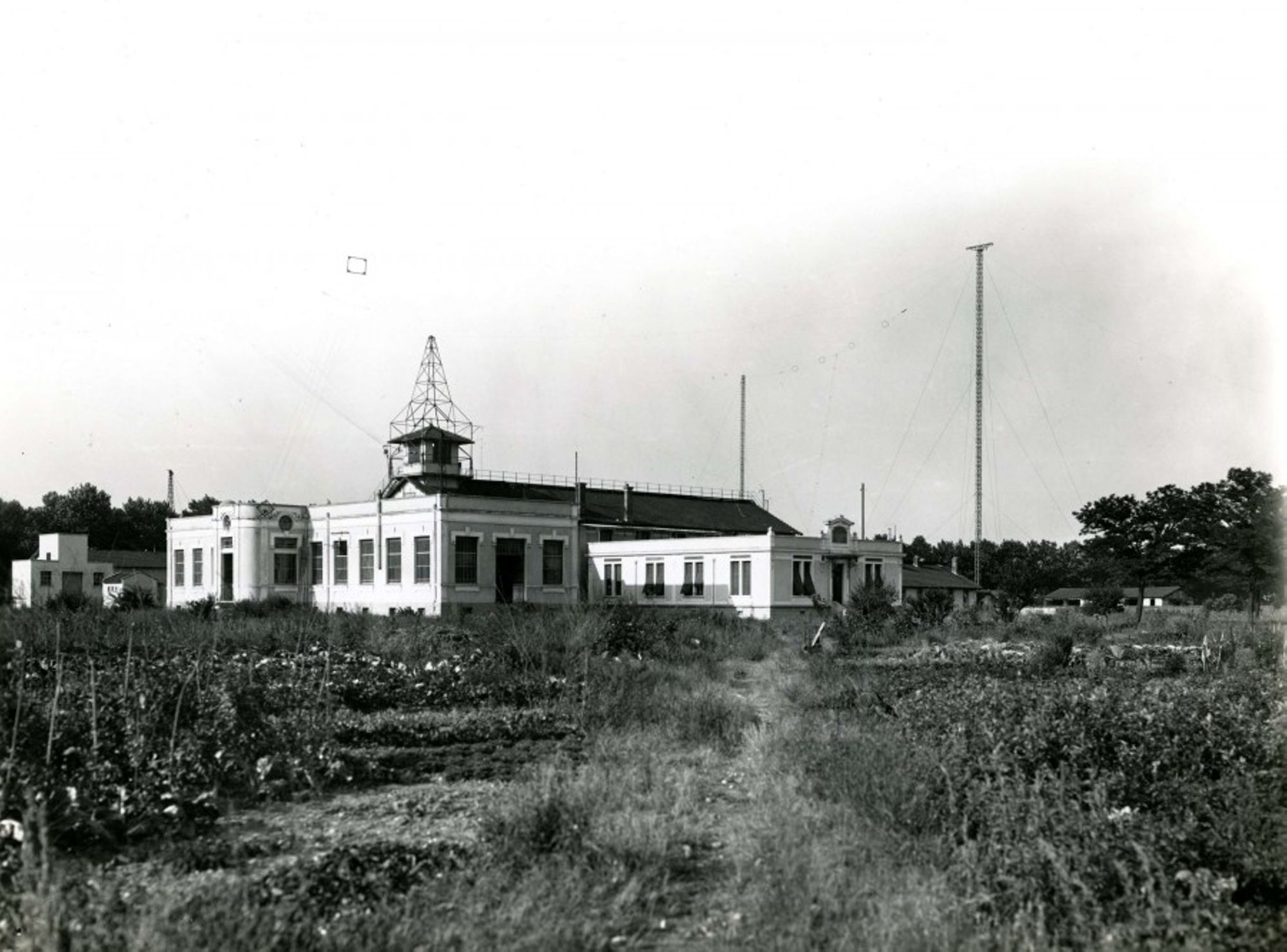 La station radio-émettrice de Lyon-La Doua (4FI274)